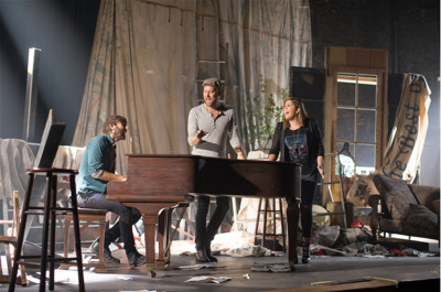 Lady Antebellum performing track from 'The Best of Me'