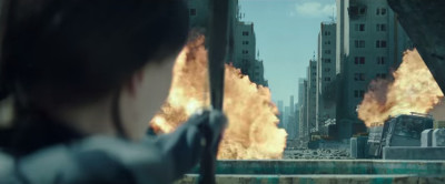 mockingjay 2 - arrow shoot